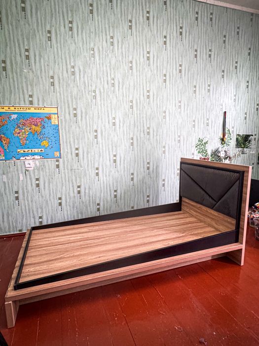 Детская кровать(200х130) с ортопедическим матрасом