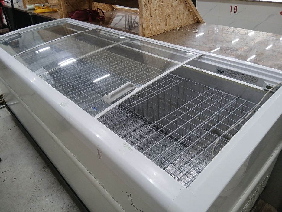 Морозильник LEVIN