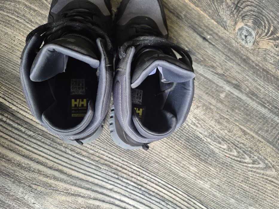 Обувки helly hansen