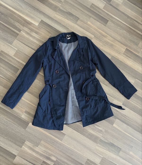 Trench bleumarin