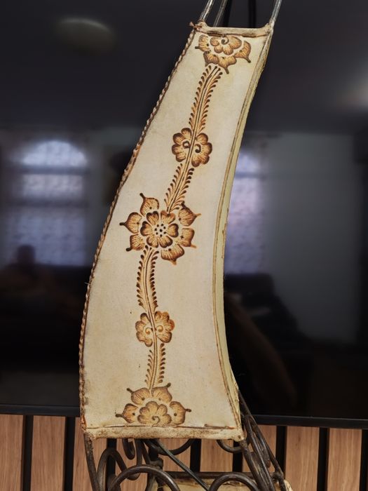 Lampadar marocan din piele de capra