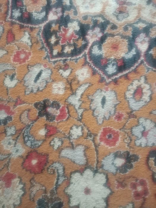 Продам ковер б/у