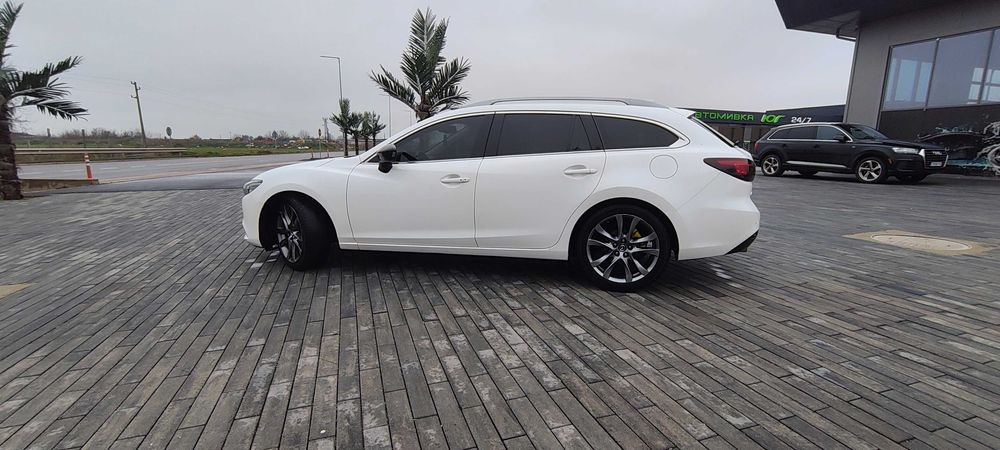 Mazda 6 2,2/175cv