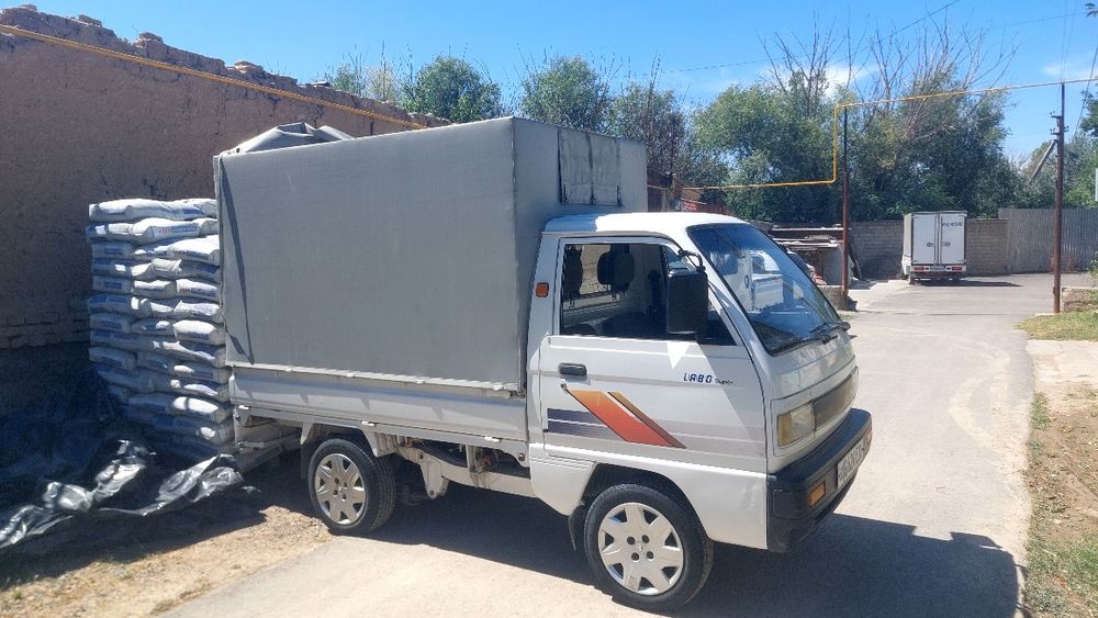 Labo sotladi gaz benzin