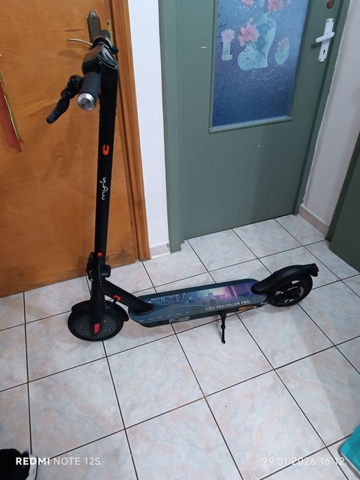 Trotineta electrică Mirya