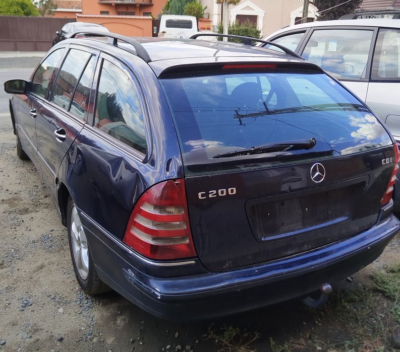 Carlig remorcare compler Mercedes C-Class w203 combi an 2001-2007