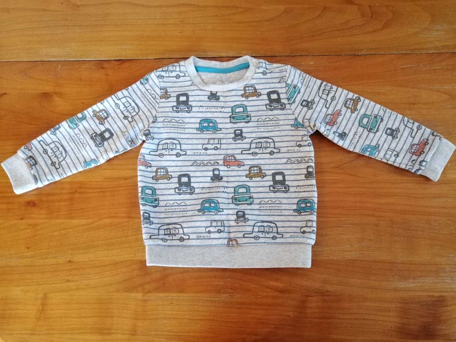 Lot 4 bluze marimea 86