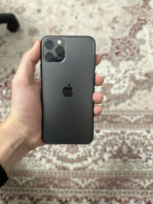 Айфон 11 про 256 идеал