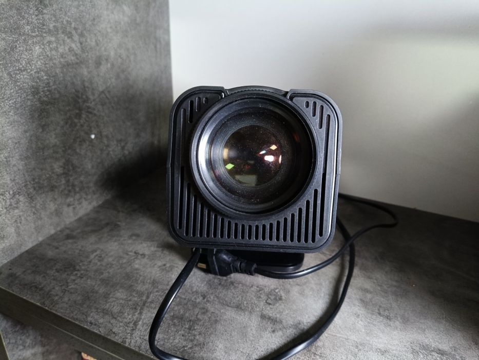 Продам игровой кинопроектор