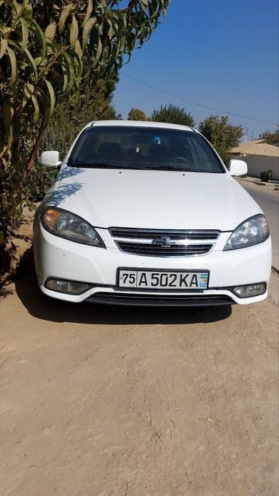 Jentra 2015 yili idial holati texnichiski umuman ishi yoq