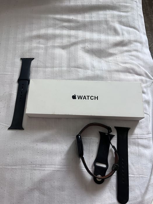 Apple watsh se-2 versiasy