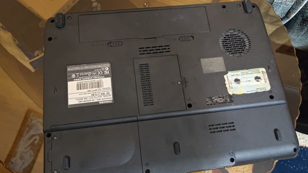 Продаю ноутбук Toshiba L300
