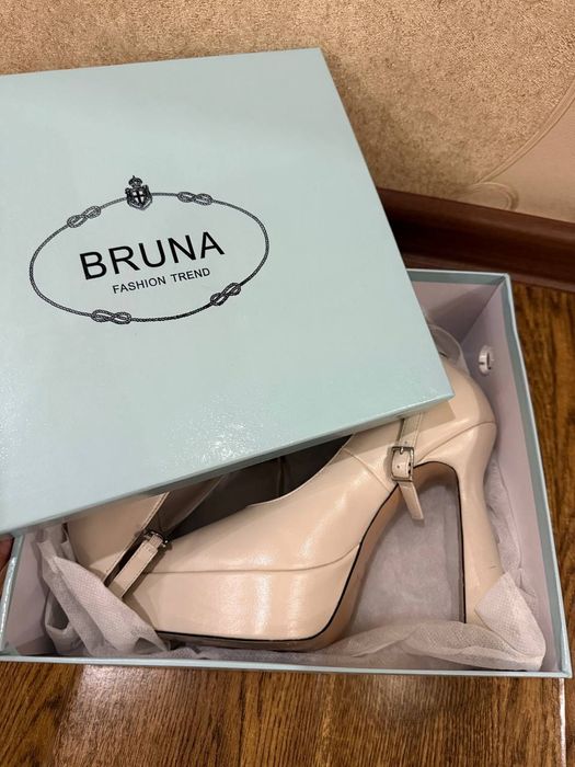 Туфли 36 размер на высокий каблук