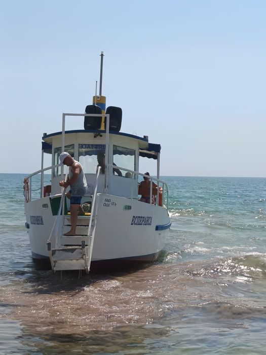 Кораб за разходки