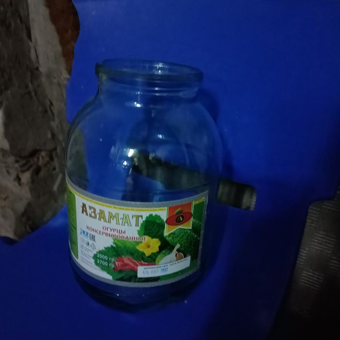 Продам банки 2х,и1 литровые