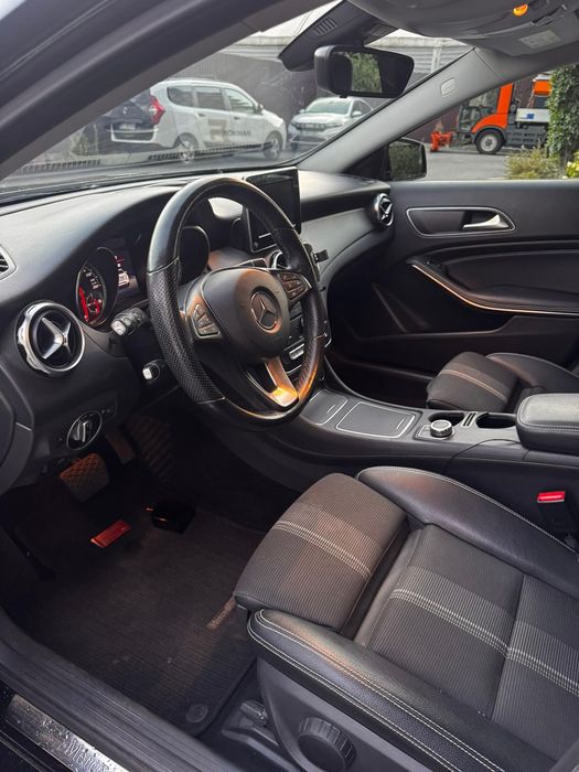 Vand Mercedes GLA 200d 4MATIC aut
