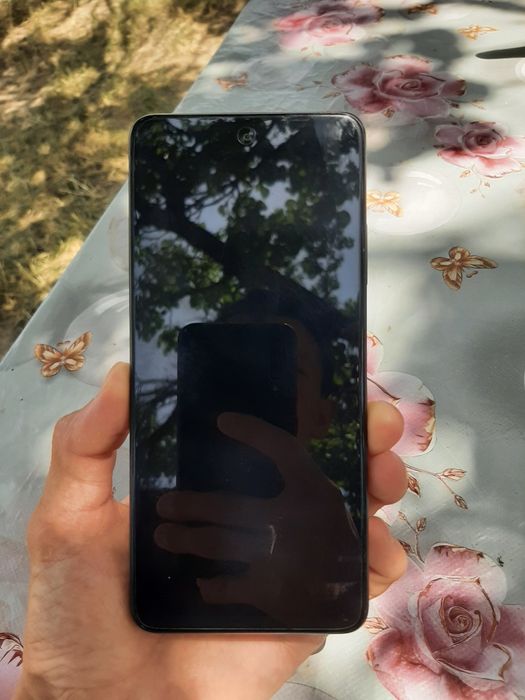 Oppo A3x yangi 2mln. sòm