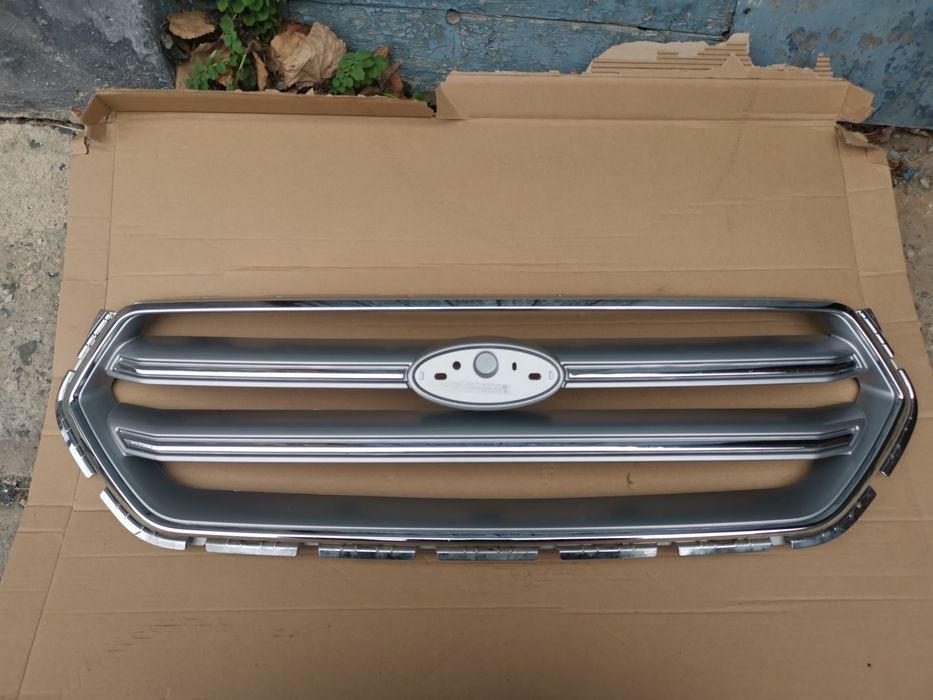 Grila centrala / radiator Ford Kuga