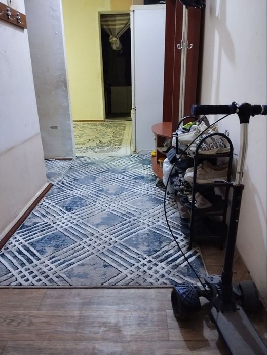 Sergeli 1 da 1/3/5  sotiladi