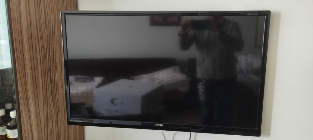 телевизор Orion - работещ