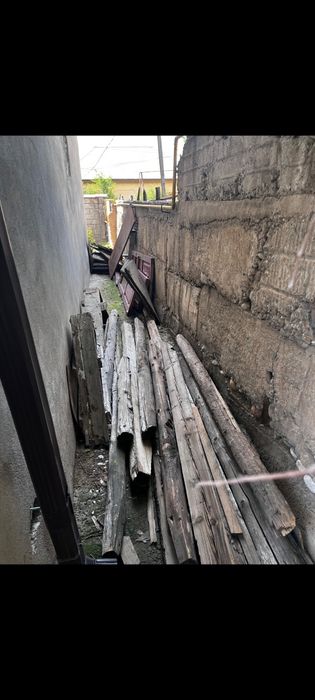 Продам кругляк б/у, старыедвери,дранки,надрова..