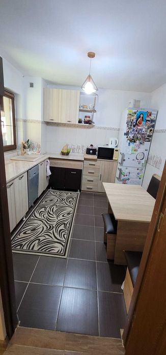 Comision 0!  Vila D+P+E, 210 mp, 5 minute de Copou si Tg. Cucu.