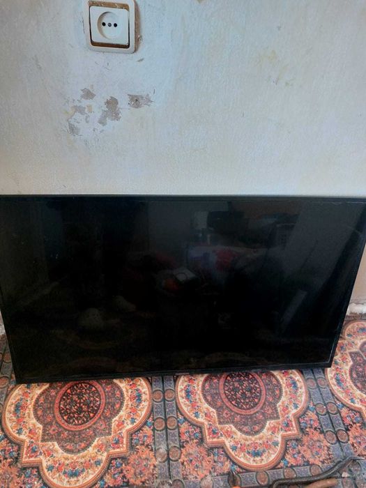 Телевизор на запчасти