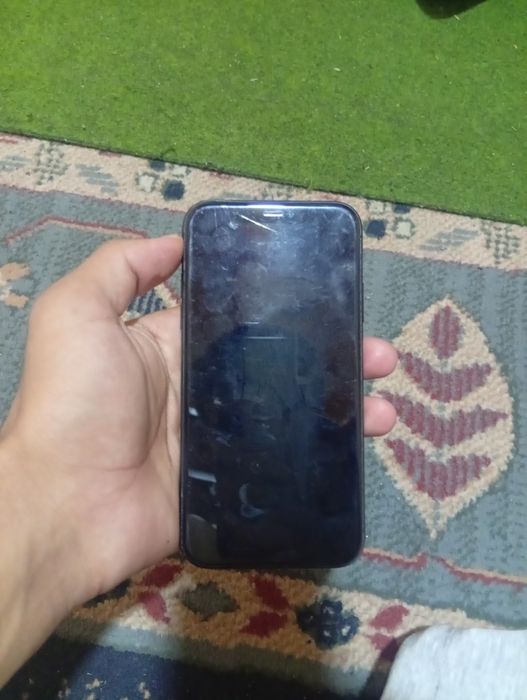 Iphone 11 Hotirasi: 64 100 yumokst usuleniya yangi qoʻyilgan