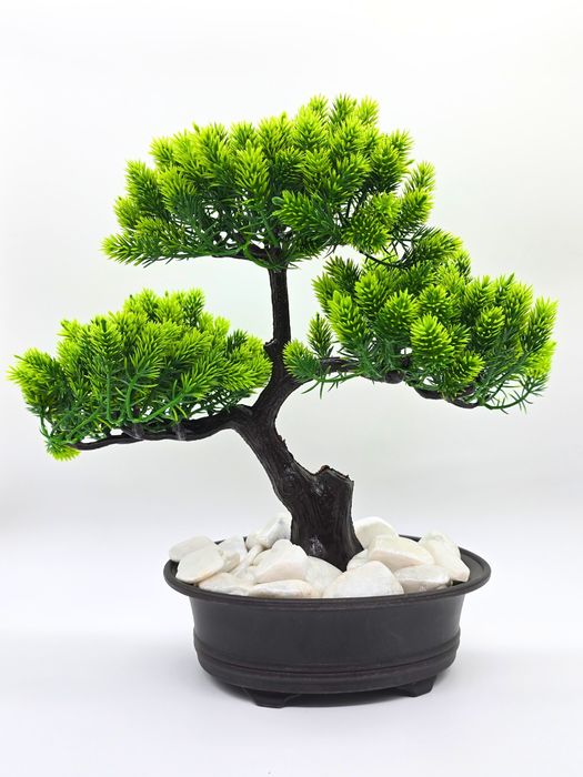 Искусственный бонсай для декора с цветными декоративными камнями
