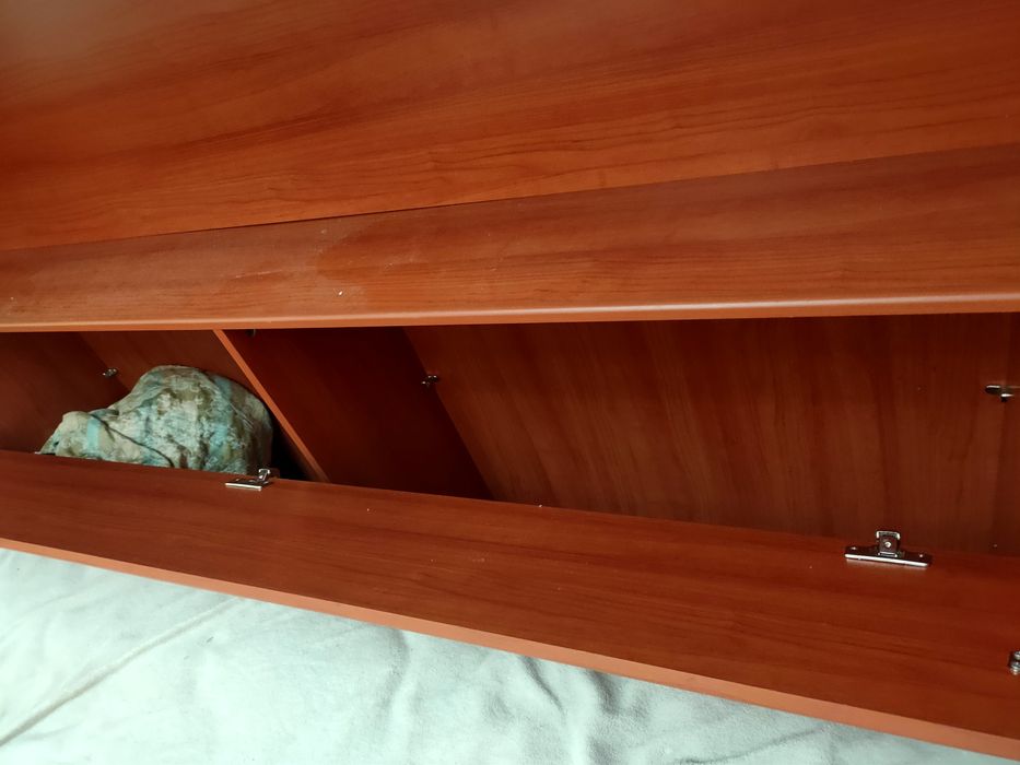 Продам спальную мебель