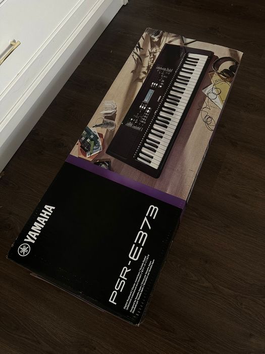 Синтезатор Yamaha PSR-E373