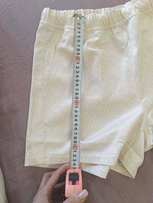 Сатенени шорти ADIDAS нови с етикет