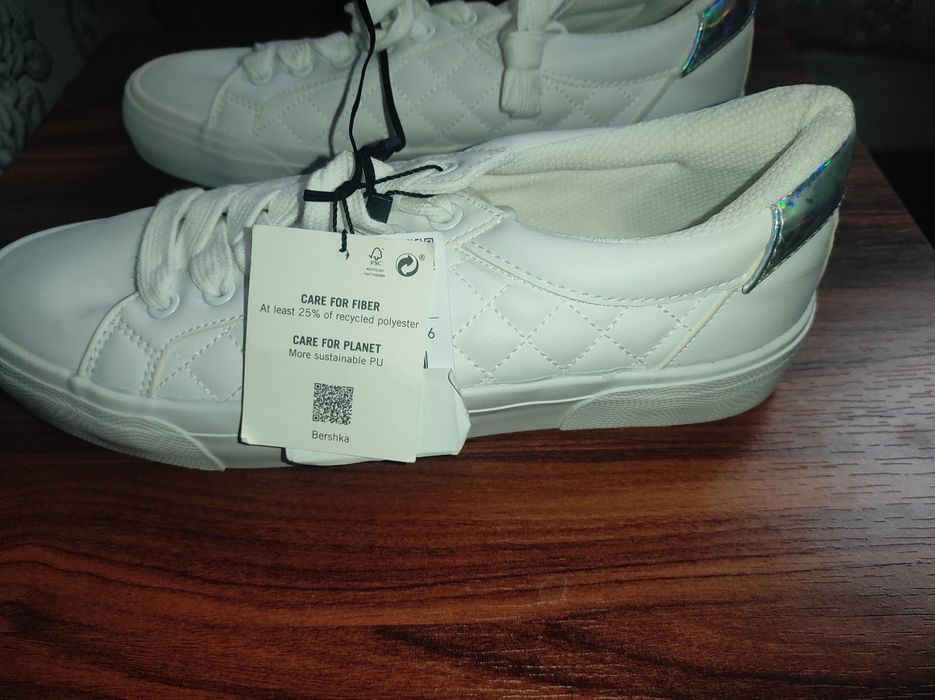 Bershka original 300.000