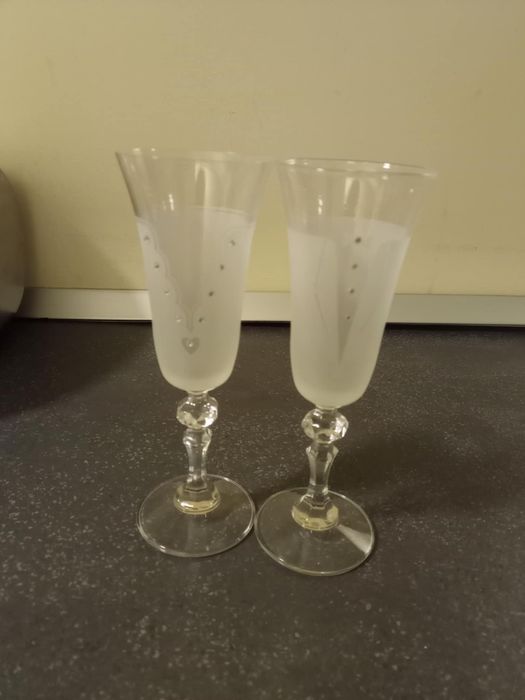 Pahare pentru miri , nunta