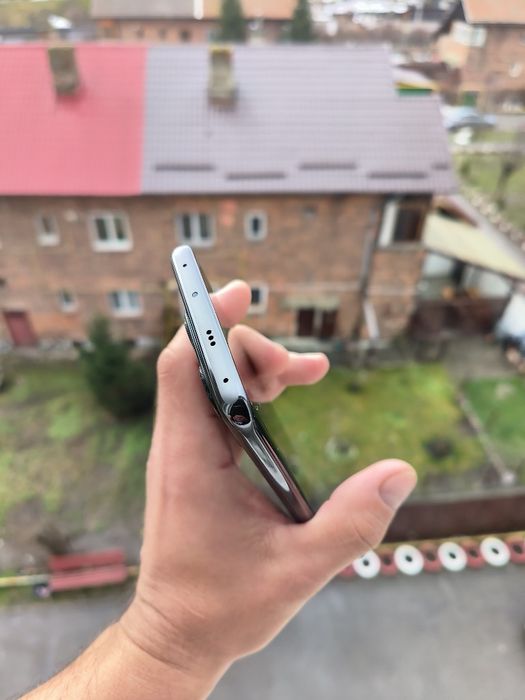 Vând Xiaomi Note14 Pro 12 RAM, 512gb.