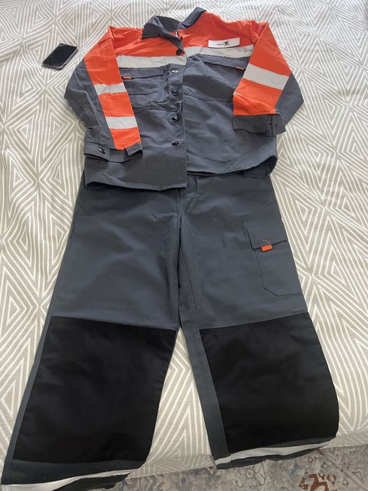Спец одежна . Новая