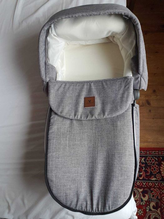 Комбинирана количка CANGAROO Icon 3 в 1, сива