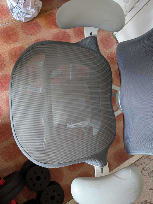 Herman Miller Mirra 2 full option