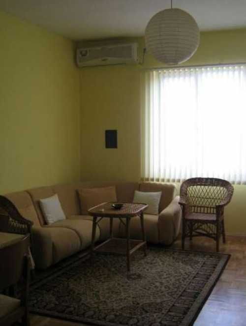 Дава се под наем Тристаен апартамент в Бургас, Братя Миладинови - 100 кв.м за 250 € - Снимка #2