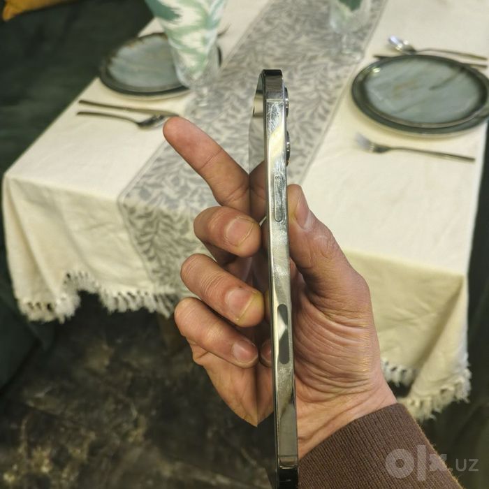 İ phone 12 pro Max ideal