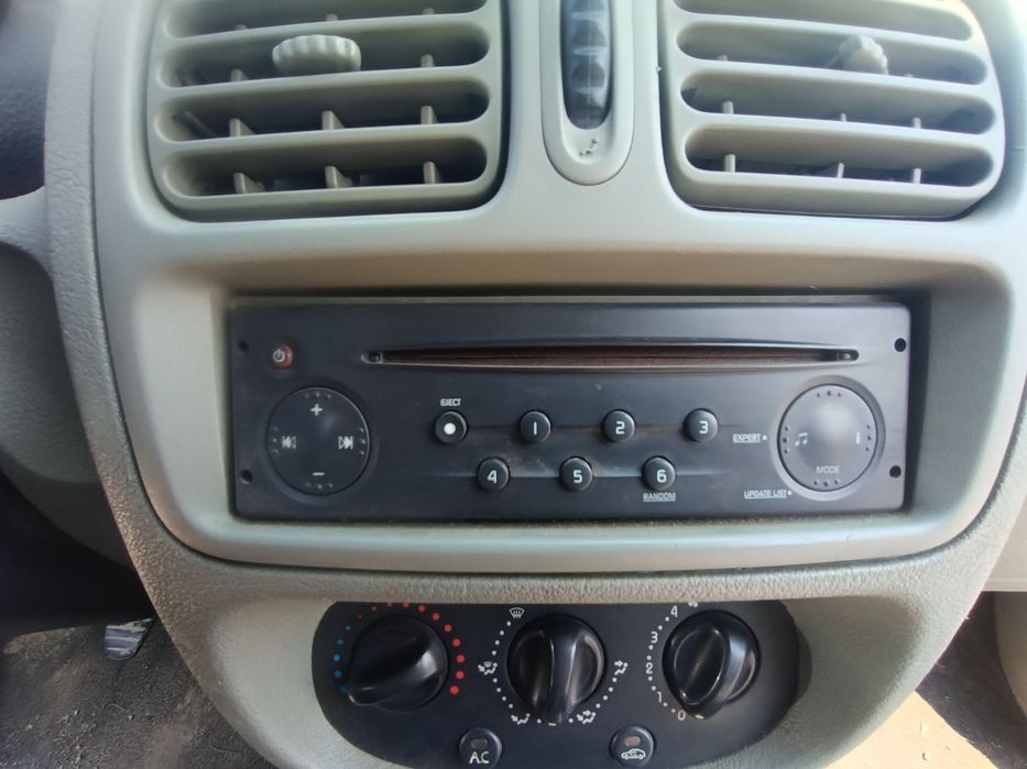 Dezmembrari Renault CLIO 2 / SYMBOL 1 (1998-2008) 1.5 dCi (SB07) Moto