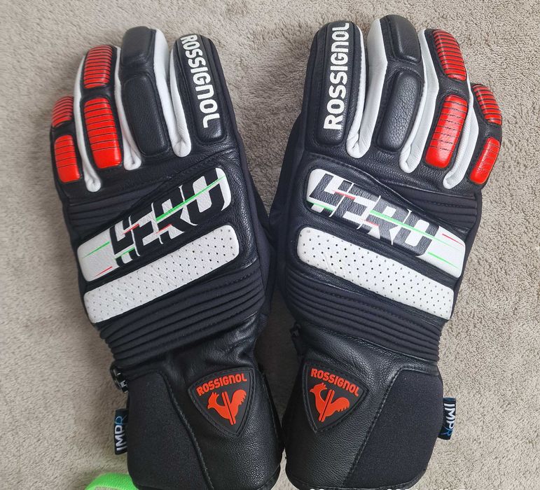 Перфектни ръкавици на ROSSIGNOL
