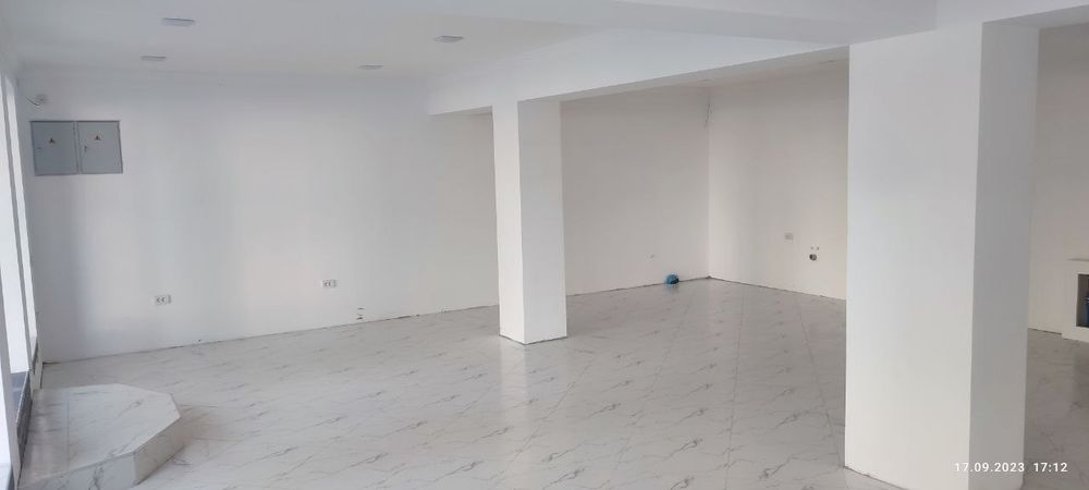 Аренда нежилое помещения 80 кв.м Алмазарском районе на первом линии