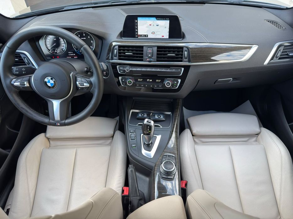 BMW Seria 1 M-Paket,Faruri Led,Navigatie,KeylessEntry/GO,Jante M18',Memorii,Piele