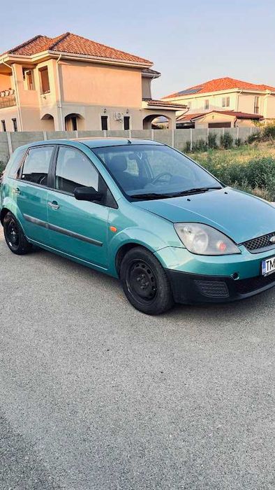 Vand Ford Fiesta