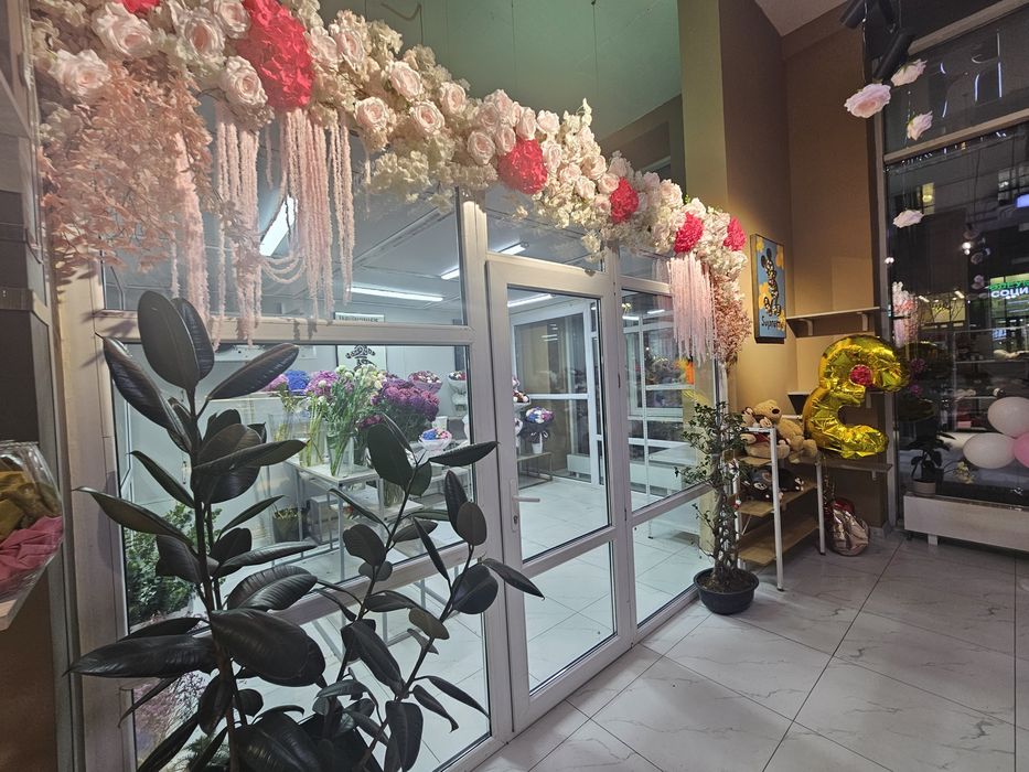 Готовое оборудование для цветочного магазина