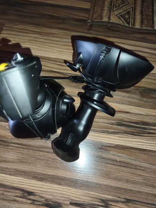 Vând joystick uri de gaming