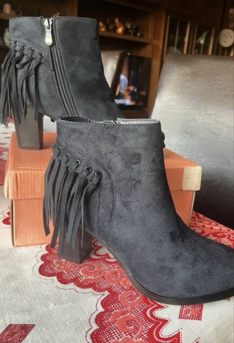 Botine cu toc gros