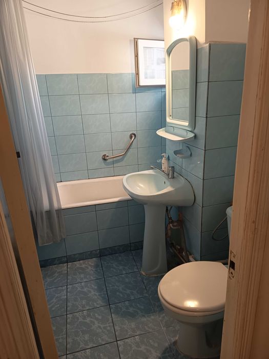 3 Decomandate Craiovita 6/10 113900  euro negociabil.