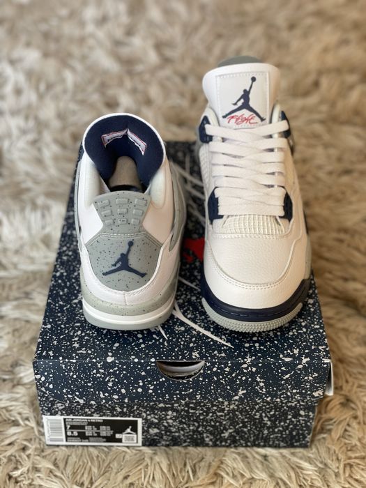 Air Jordan 4 Retro Midnight Navy White Black Fire Red Military Cement